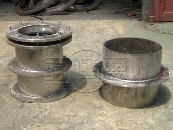 柔性防水他管和<a href=http://www.www.njhanjie.com.cn target=_blank class=infotextkey>剛性防水套管</a>
